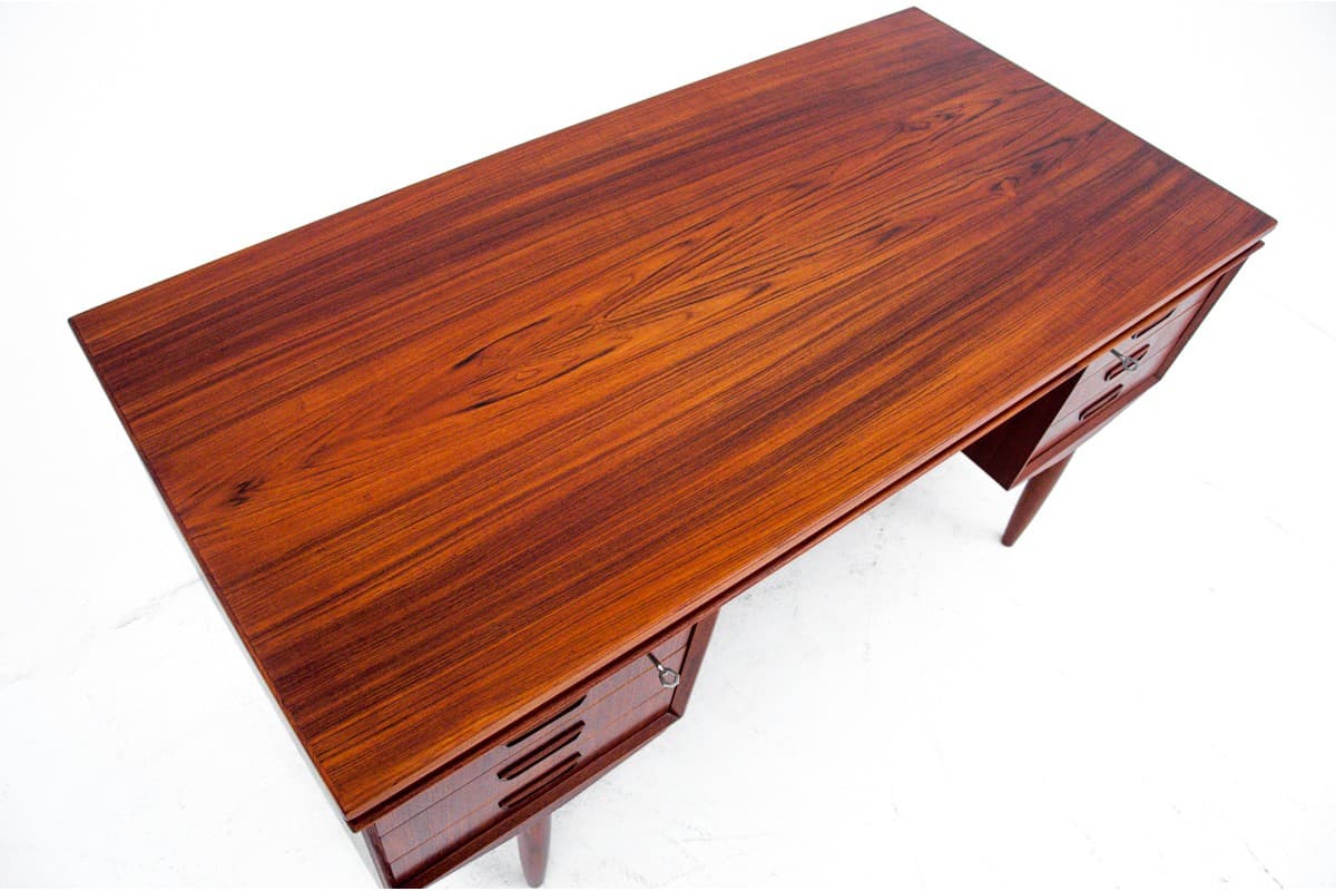 Teak desk, brown, teak wood, Denmark, 1960s. - 67396