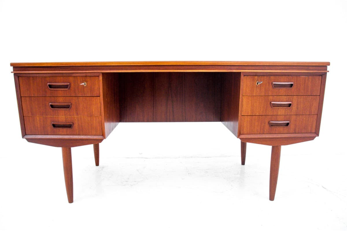 Teak desk, brown, teak wood, Denmark, 1960s. - 67391