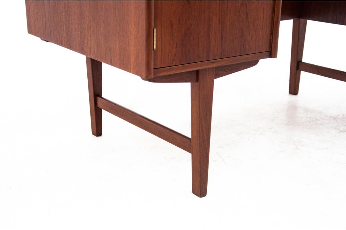 Desk, brown teak, Denmark, 1960s - 67387