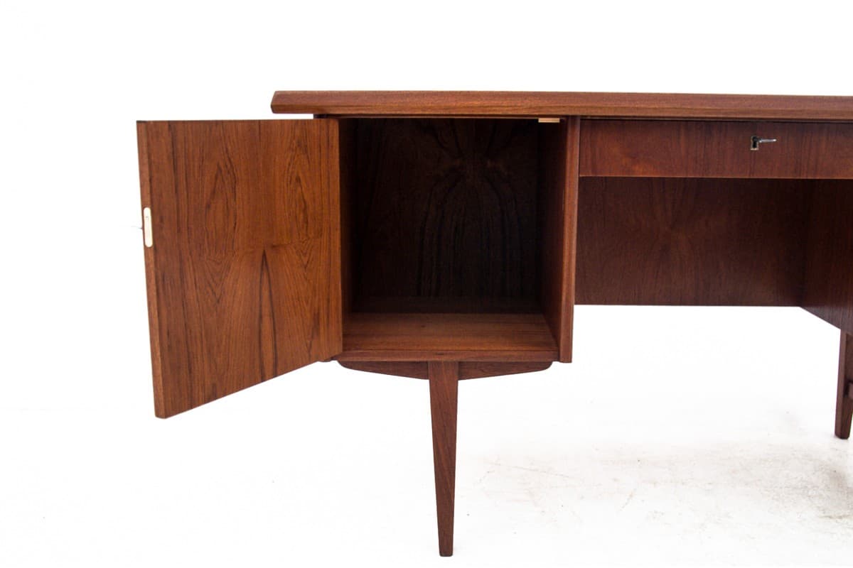Desk, brown teak, Denmark, 1960s - 67382