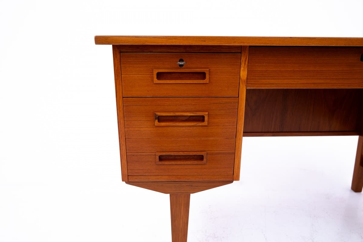 Desk, brown teak, Denmark, 1960s - 67319