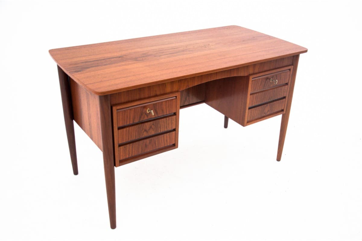 Desk, brown teak, Denmark, 1960s. - 67292