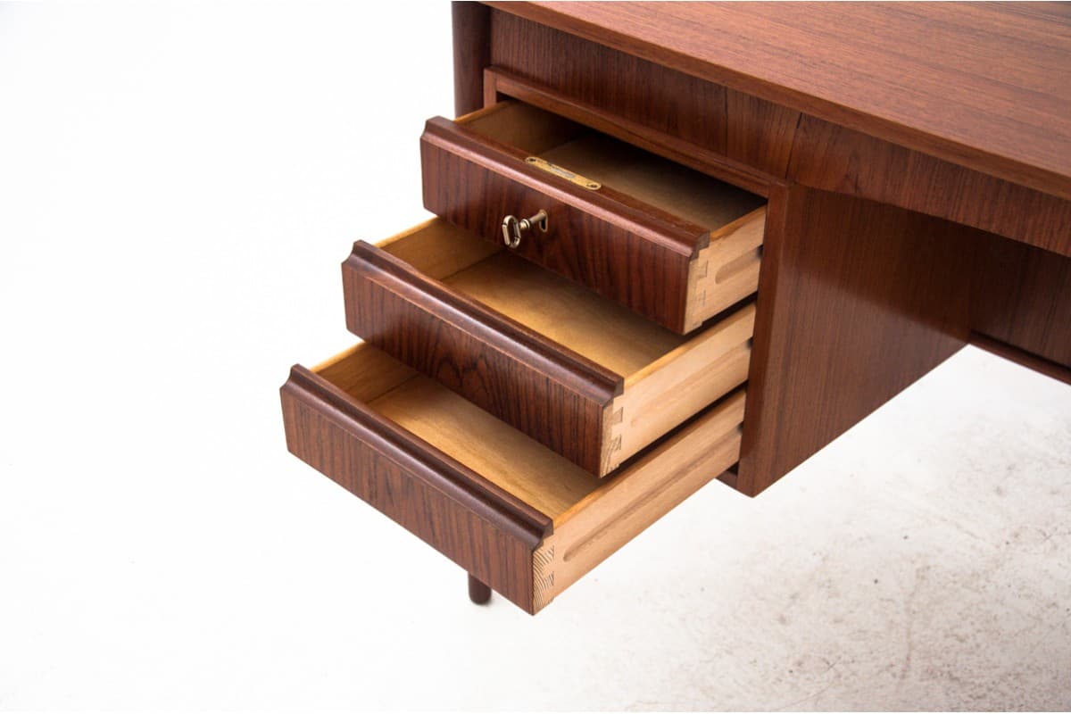 Desk, brown teak, Denmark, 1960s. - 67294