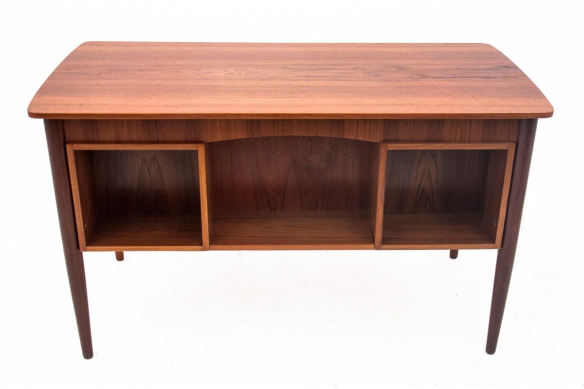 Desk, brown teak, Denmark, 1960s. - 67300
