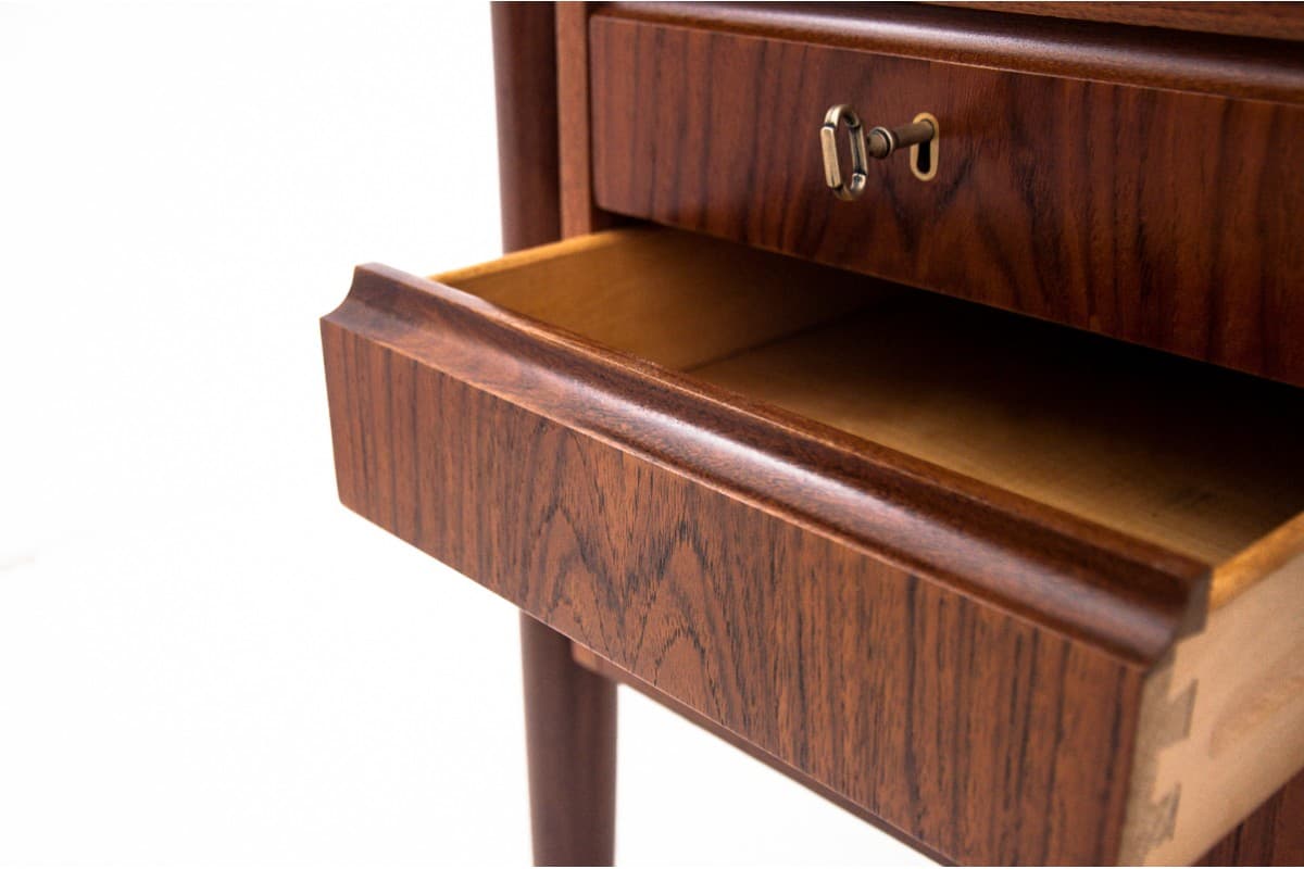 Desk, brown teak, Denmark, 1960s. - 67295