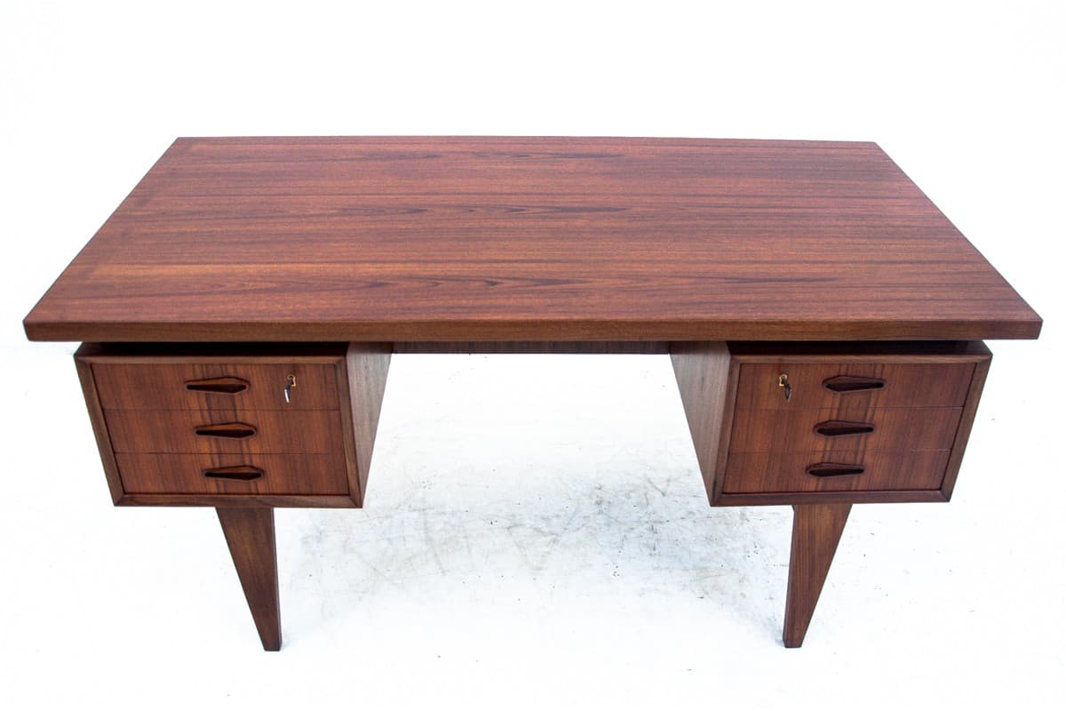 Desk, brown teak, Denmark, 1960s. - 67230