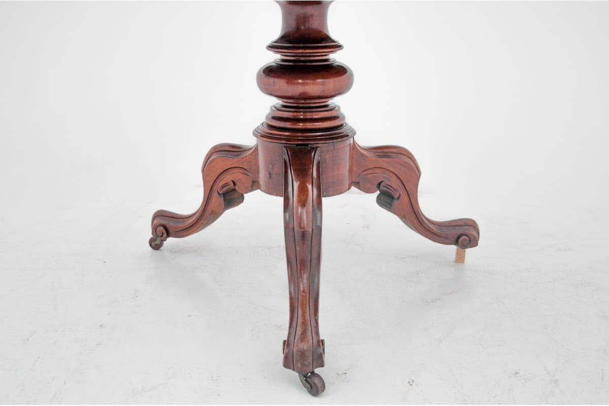 Round Table, Mahogany, Western Europe, 19th c. - 67159