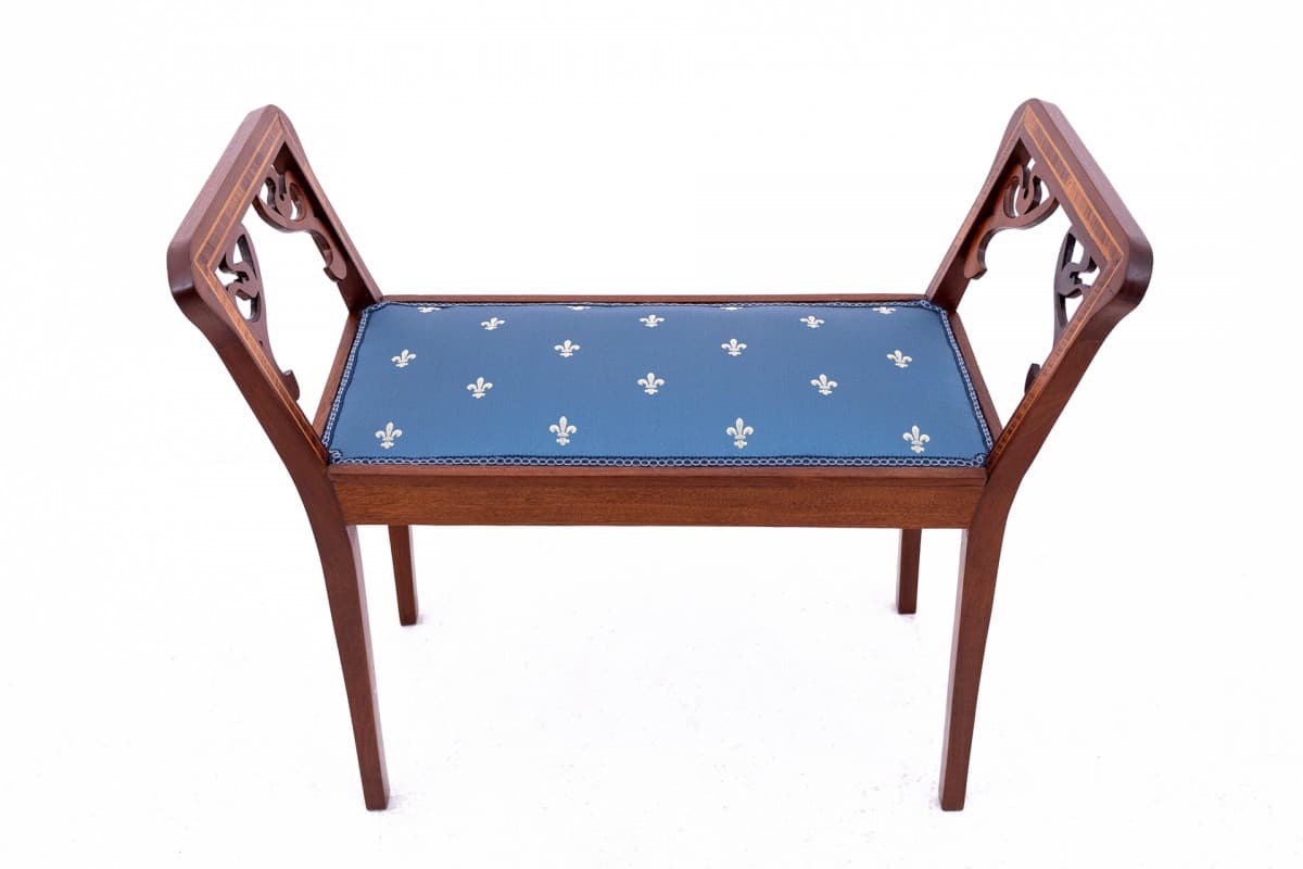 Ławka wiktoriańska, niebieska tapicerka, orzech, Europa Zachodnia, początek XX w. - 67133