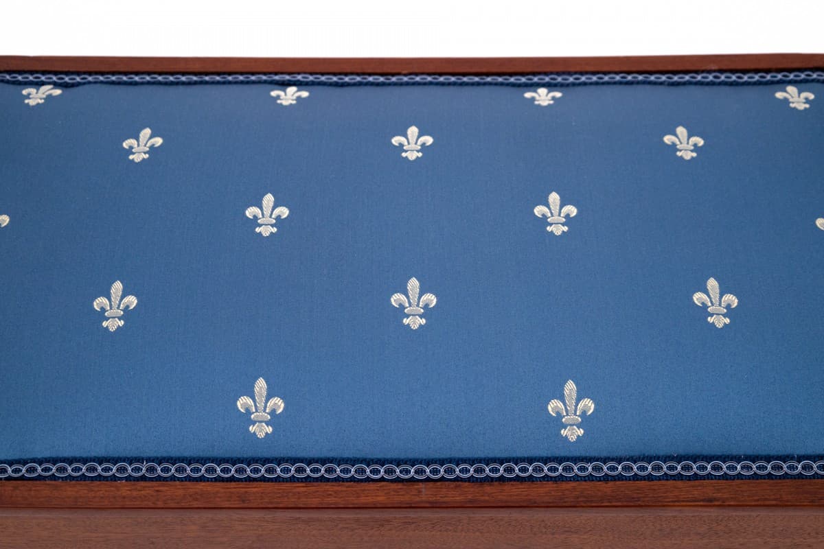 Ławka wiktoriańska, niebieska tapicerka, orzech, Europa Zachodnia, początek XX w. - 67136