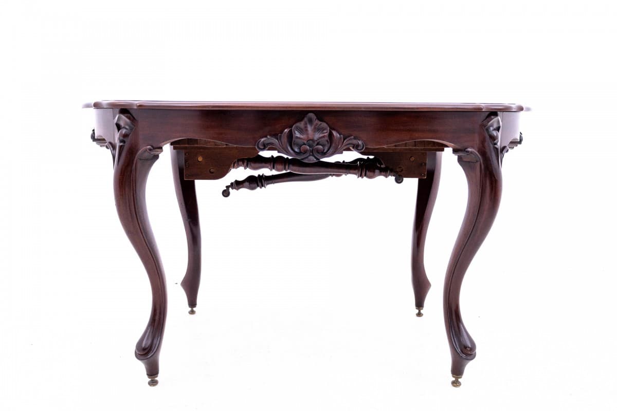 Oval table, dark brown mahogany, Western Europe, 1920s - 67059