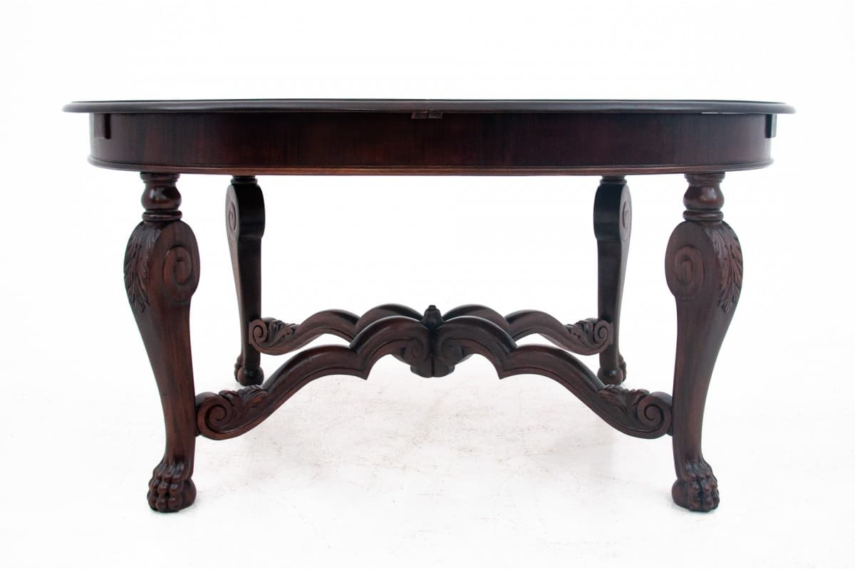Oval Table, dark brown, mahogany, France, early 20th c. - 67015