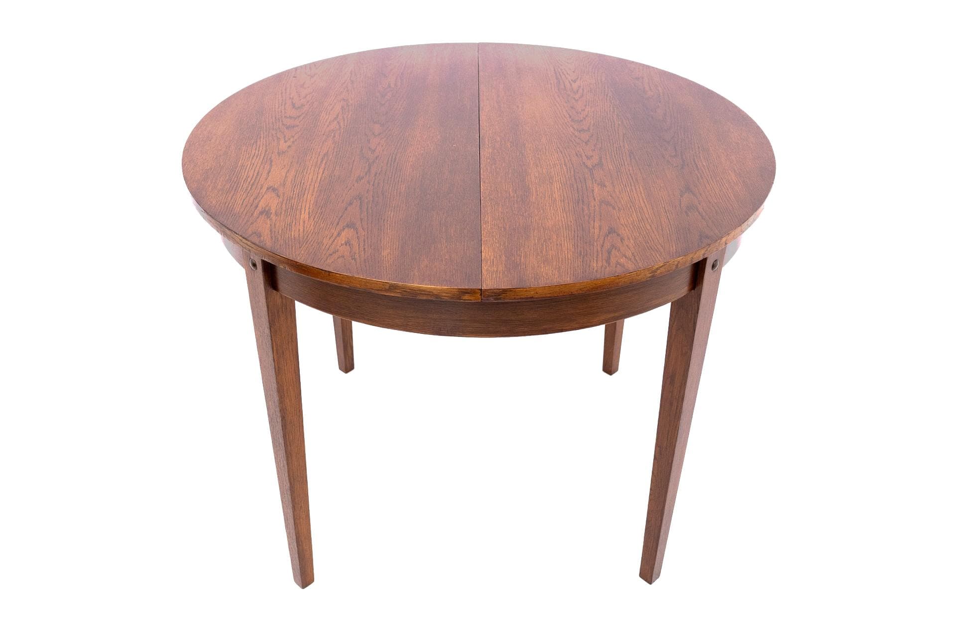 Round table, oak, Poland, 1960s.