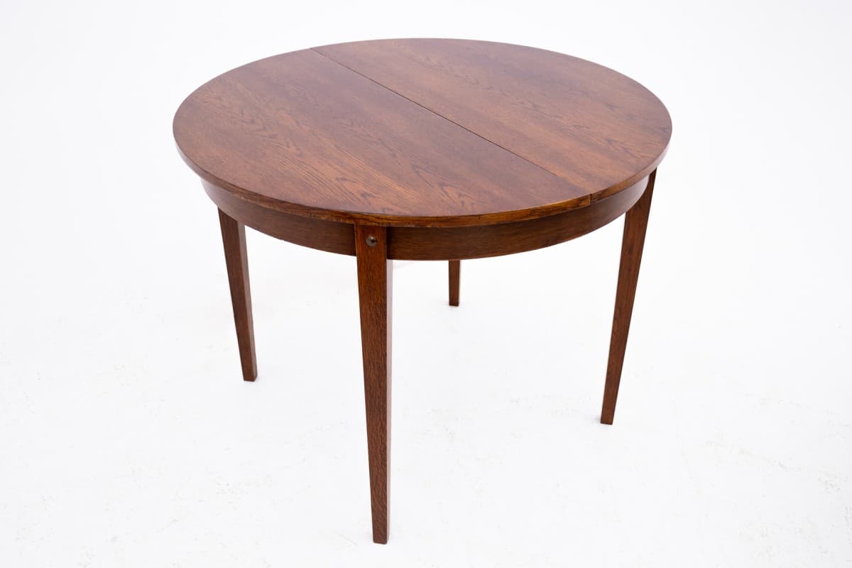 Round table, oak, Poland, 1960s. - 67020