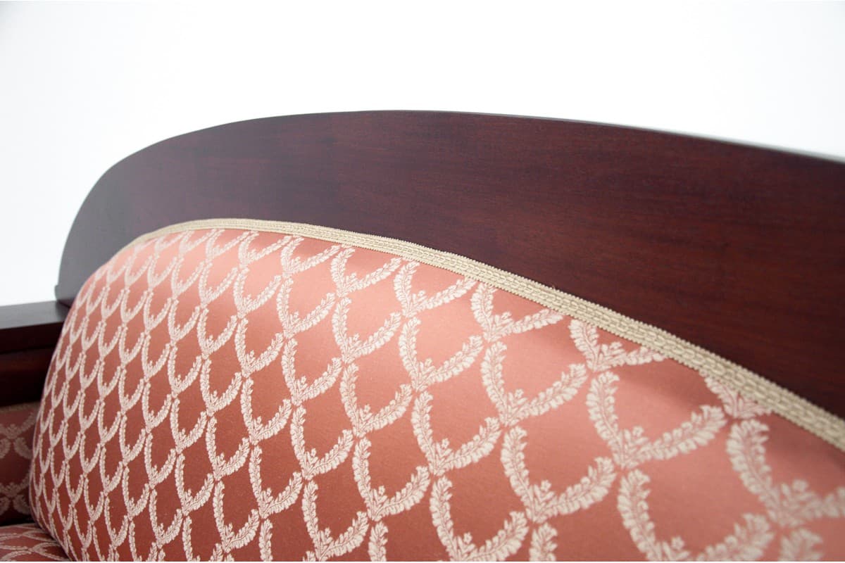 Victorian sofa, mahogany dark brown, Northern Europe, 19th c. - 67037