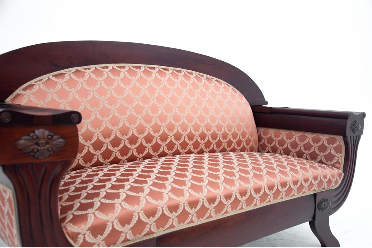 Victorian sofa, mahogany dark brown, Northern Europe, 19th c. - 67038