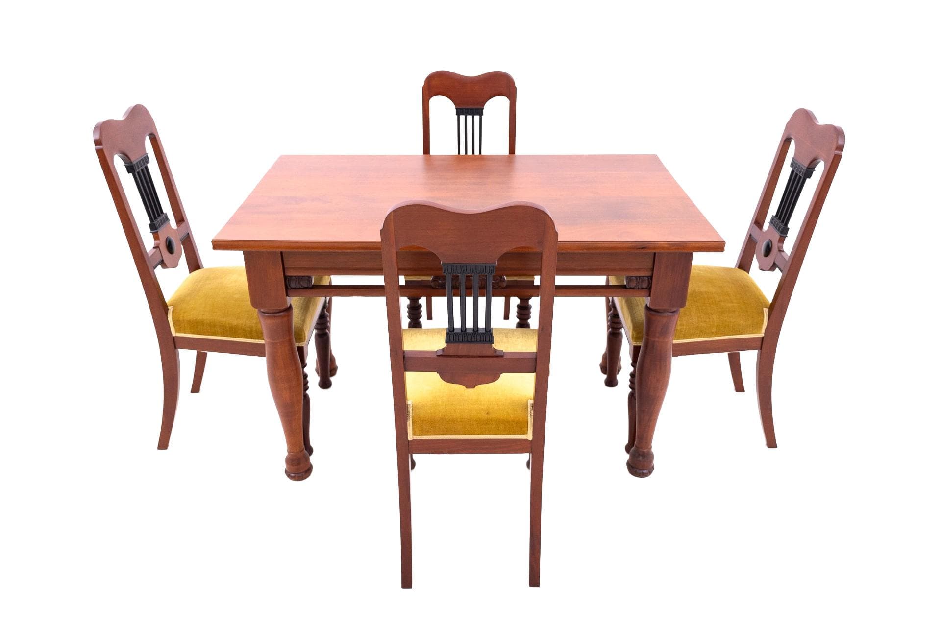 Komplet stół i cztery krzesła, drewno brąz, velvet musztardowy, początek XX wieku