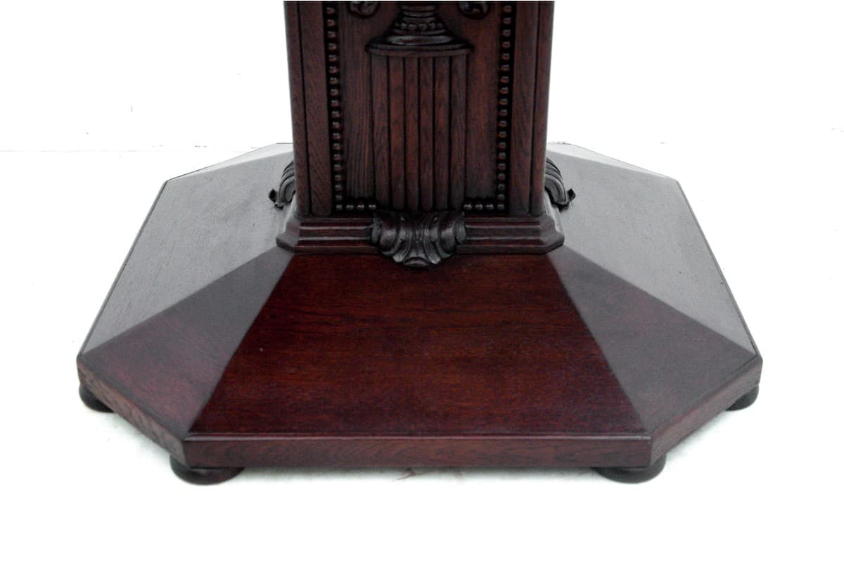 Set round table and chairs, Neoclassical Art Nouveau, dark brown oak, Western Europe, early 20th c. - 72922