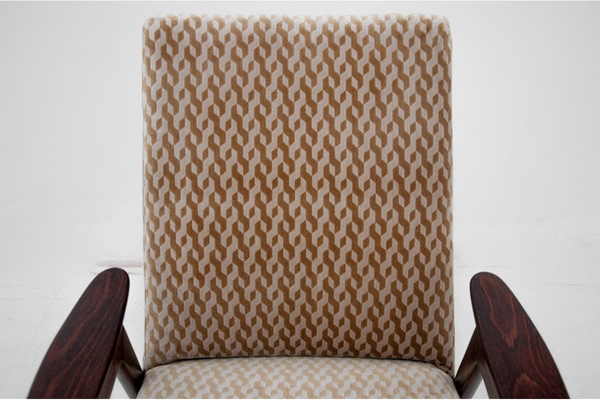 Pair of armchairs, beige, walnut, by J. Šmidek, Jitona, Czech Republic, 1960s. - 73194