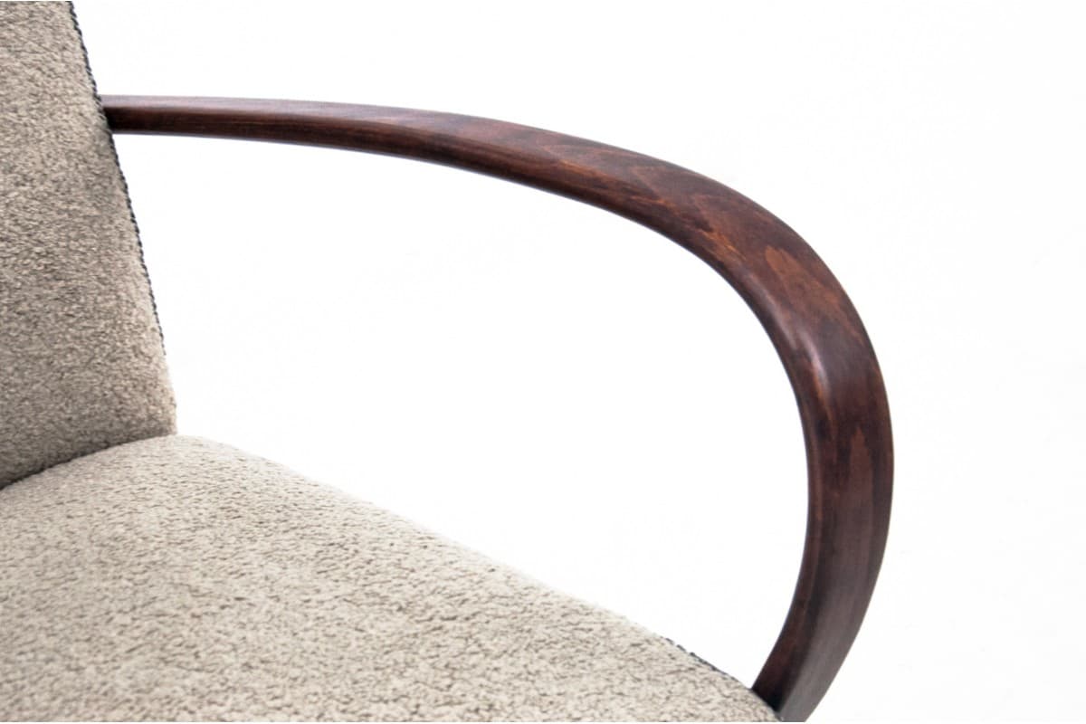 Pair of armchairs H-227, Art Deco, beige boucle, oak, by J. Halabala, Czechoslovakia, 1930s. - 75643