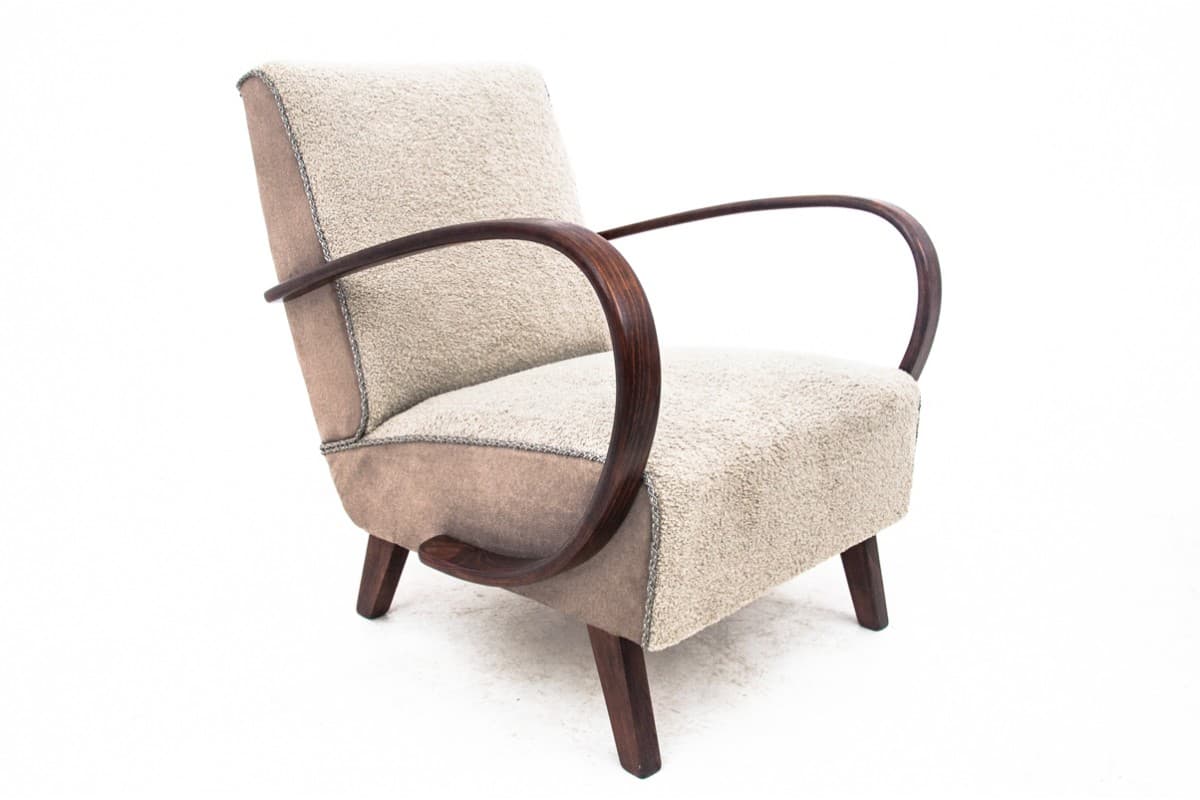 Pair of armchairs H-227, Art Deco, beige boucle, oak, by J. Halabala, Czechoslovakia, 1930s. - 75640