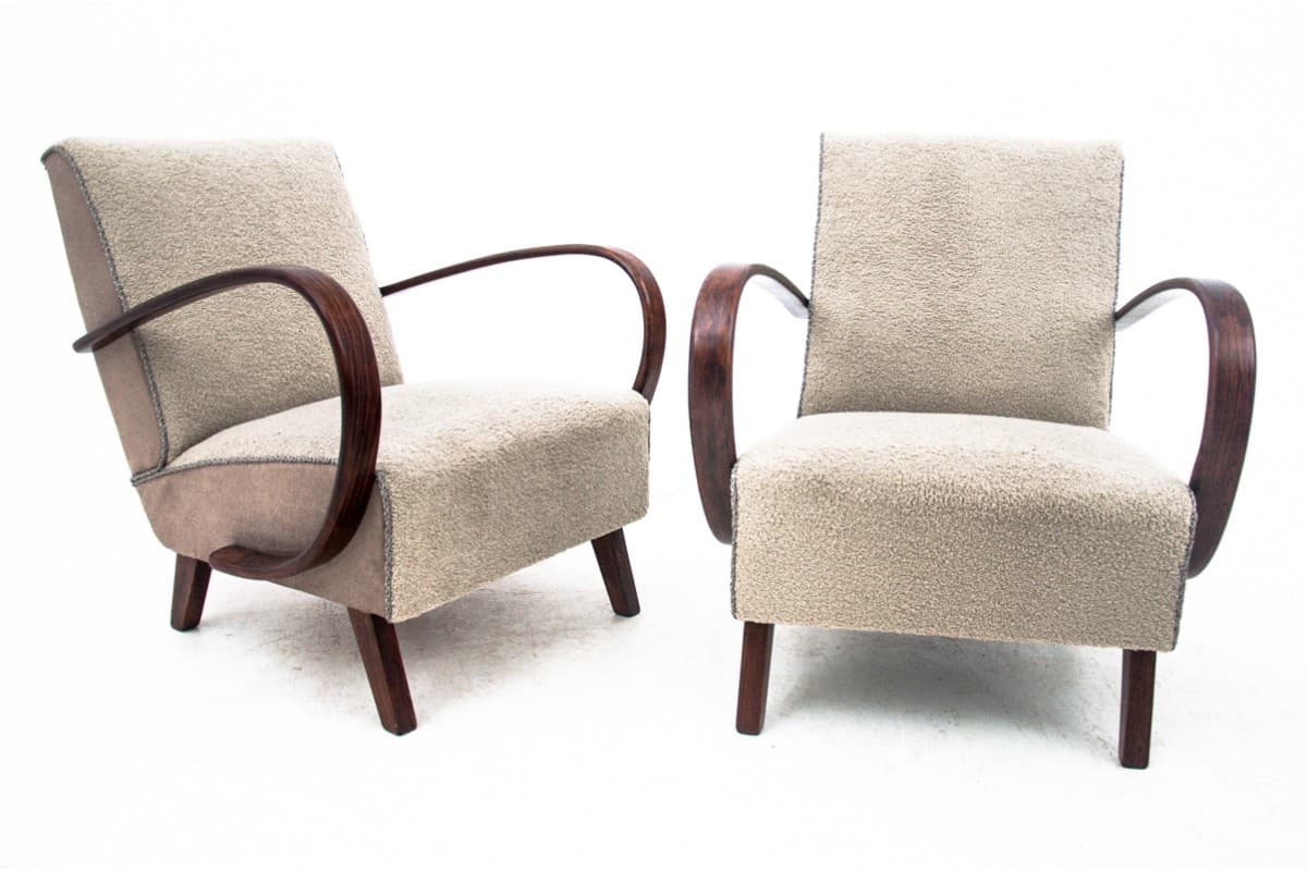 Pair of armchairs H-227, Art Deco, beige boucle, oak, by J. Halabala, Czechoslovakia, 1930s. - 75637