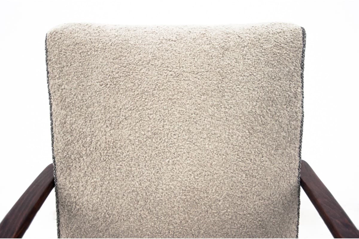 Pair of armchairs H-227, Art Deco, beige boucle, oak, by J. Halabala, Czechoslovakia, 1930s. - 75642