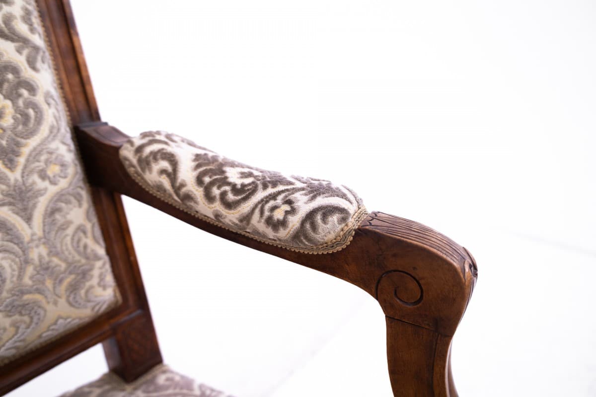 Pair of armchairs, Neo-Baroque, light brown walnut, France, early 20th c. - 75691