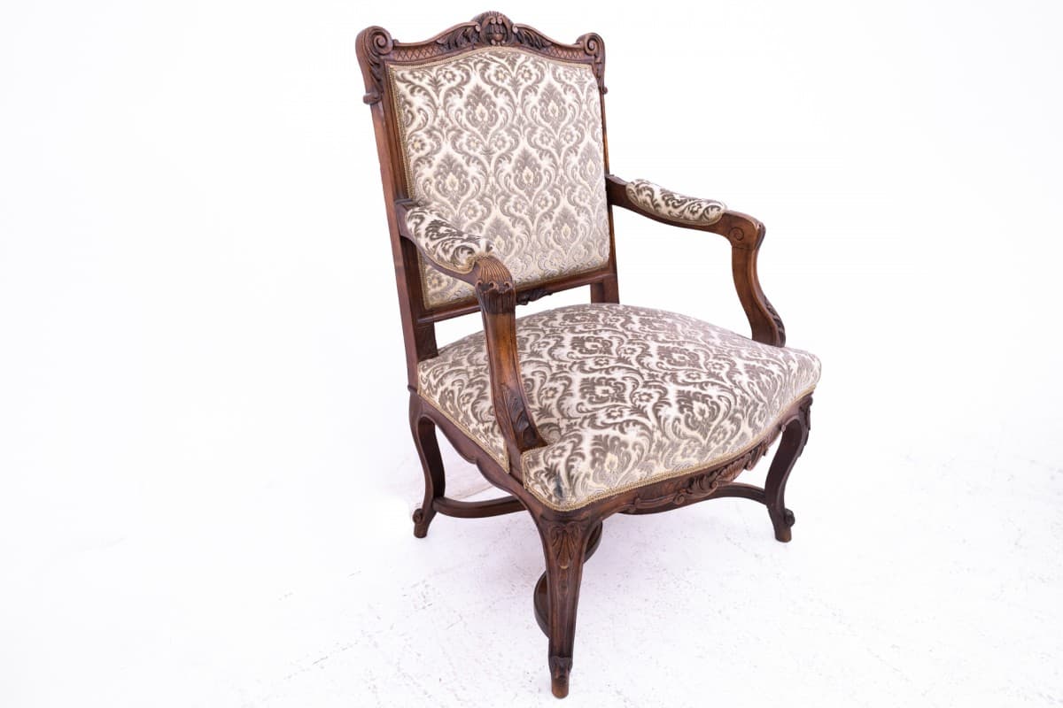 Pair of armchairs, Neo-Baroque, light brown walnut, France, early 20th c. - 75690