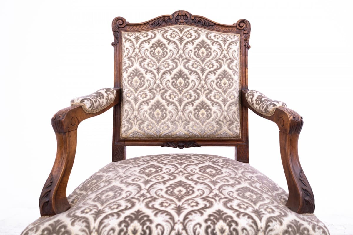 Pair of armchairs, Neo-Baroque, light brown walnut, France, early 20th c. - 75684