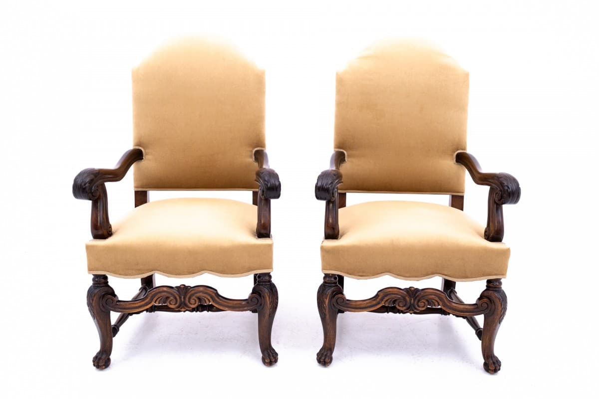 Pair of Baroque armchairs, beige velvet, dark wood, Western Europe, early 20th c. - 75730