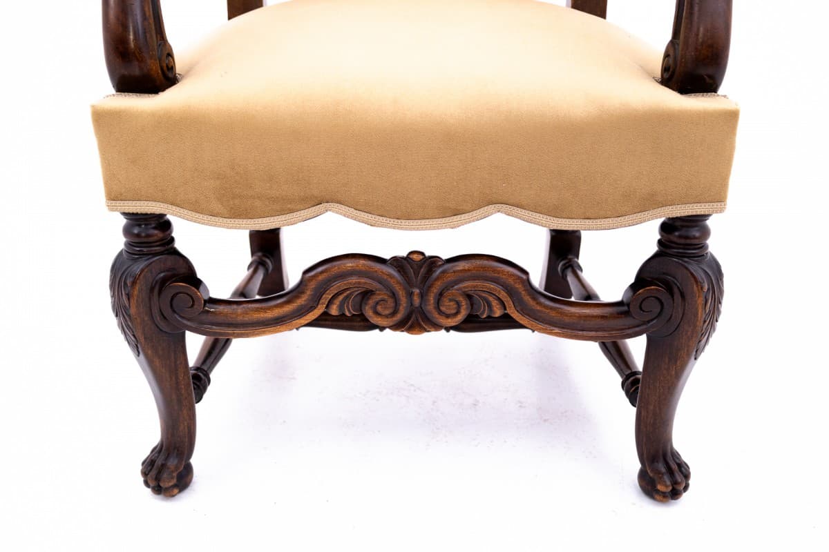Pair of Baroque armchairs, beige velvet, dark wood, Western Europe, early 20th c. - 75736