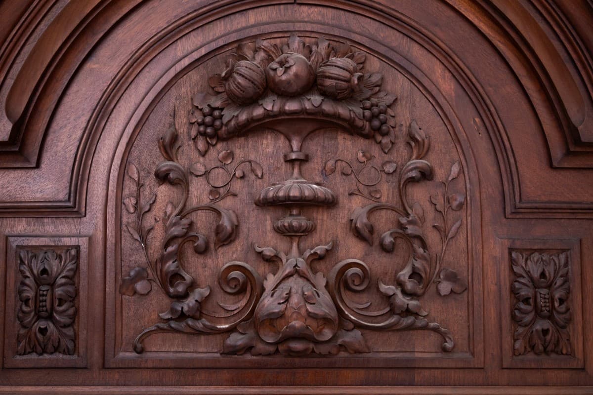Renaissance Mirror, dark brown walnut, France, 19th c. - 76604