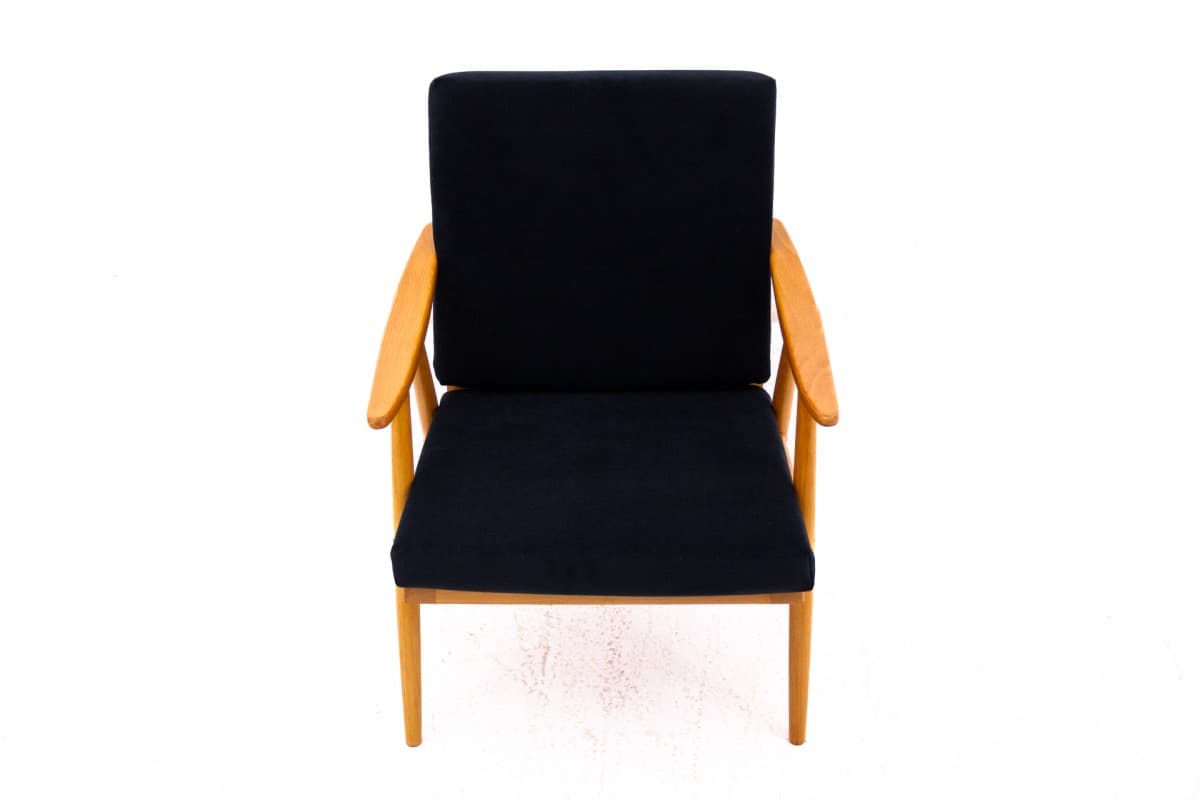 Black Wooden Armchairs, Czechoslovakia, by TON, 1960s - 46860