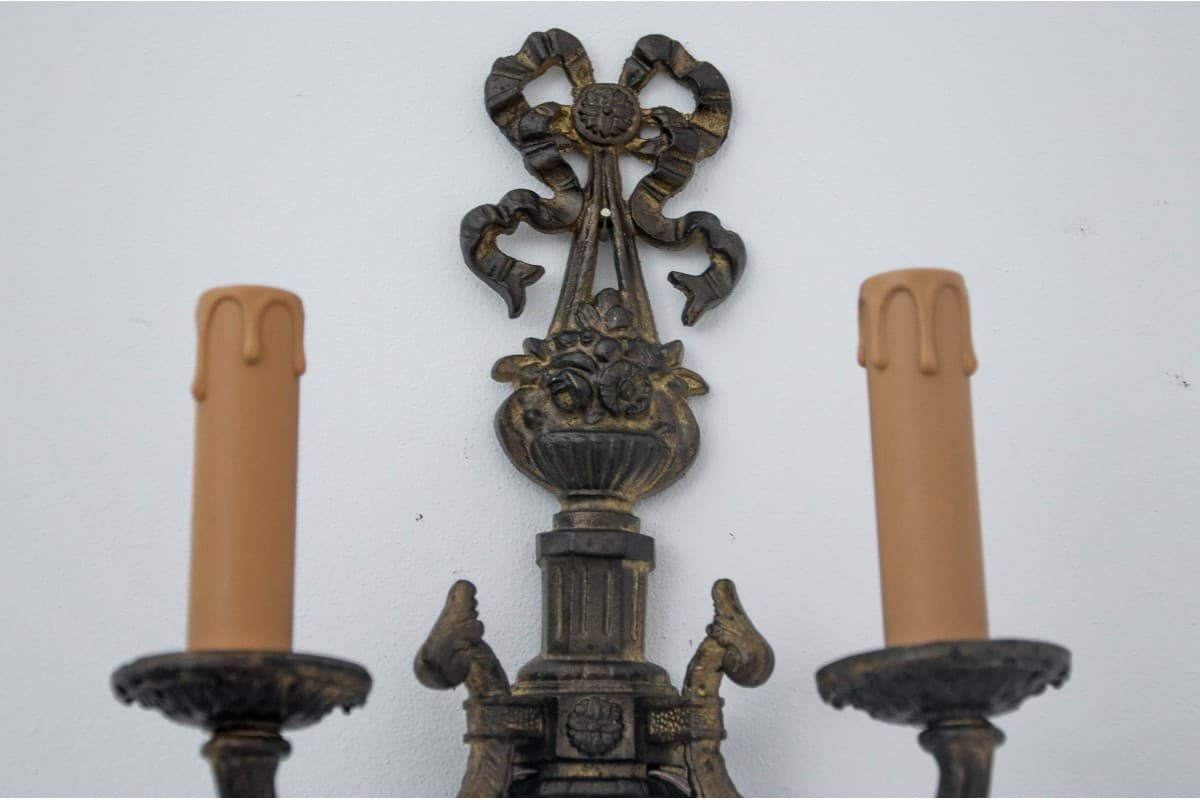 Pair of wall sconces, Louis XVI style, dark brown brass, France, 19th c. - 76666