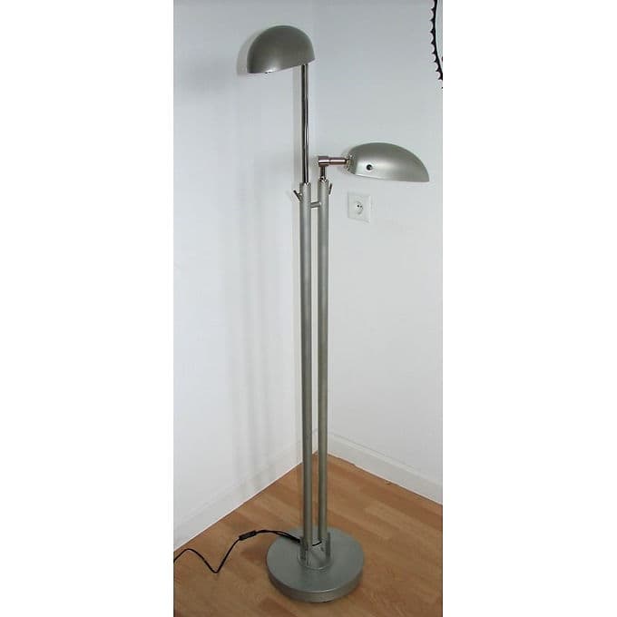 Srebrna metalowa lampa podłogowa modernistyczna, lata 80. - 38696