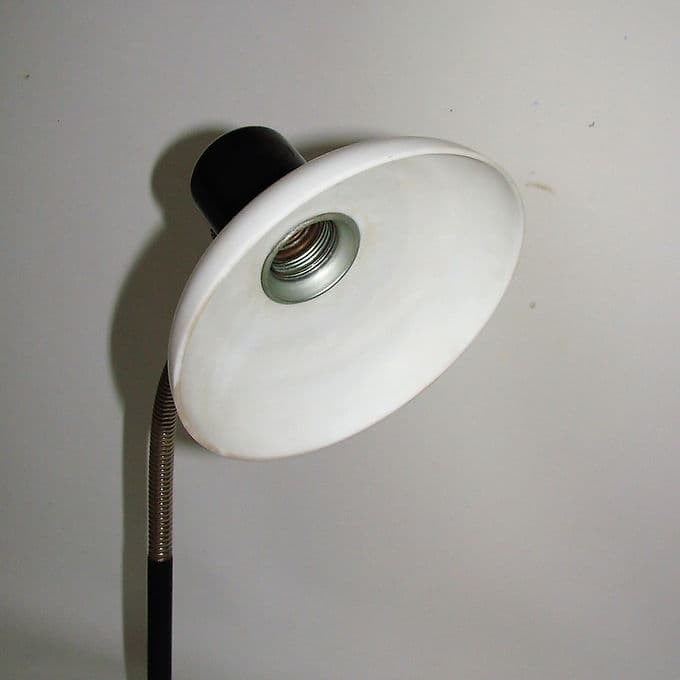 Lampa biurkowa Nolta Lux, metal czarny, szkło białe, podstawa zielona, lata 30. - 38714