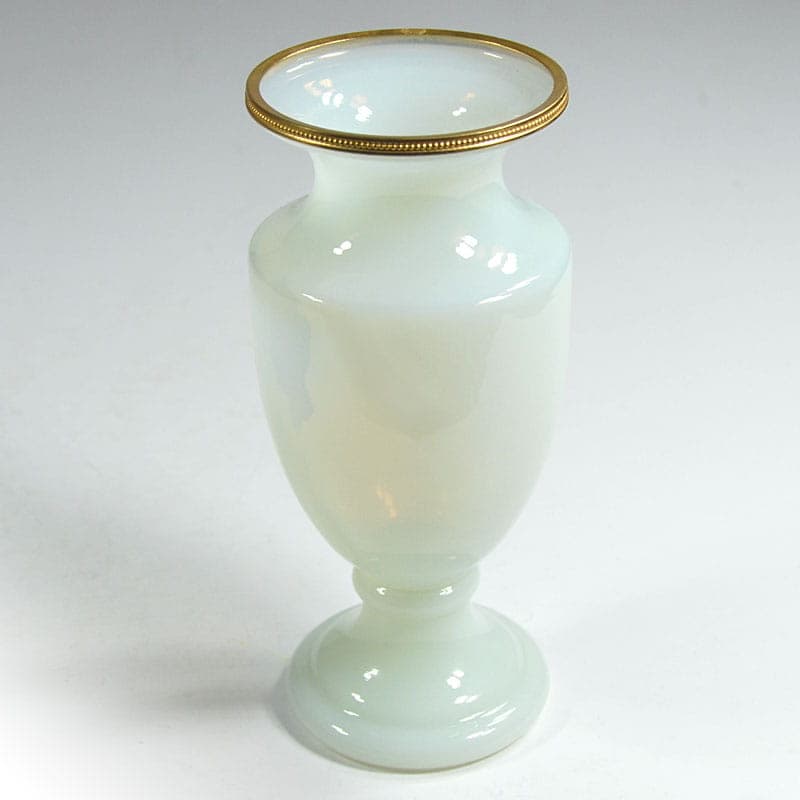 Wazon opalizujący, szkło ivory white, proj. V. Nason, Murano, Włochy, lata 50. - 38979