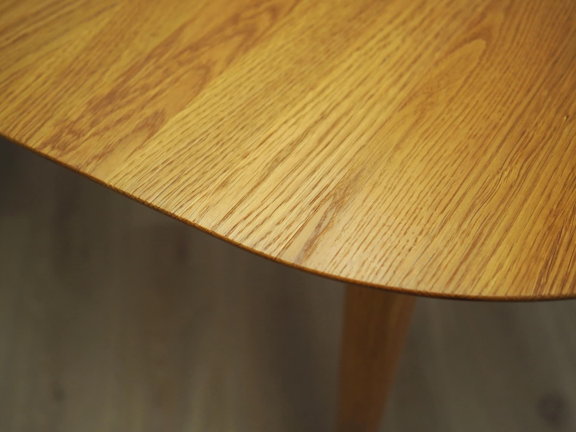 Oval table, yellow ash, by G. Falsig, Holstebro Møbelfabrik, Denmark, 1960s. - 39324