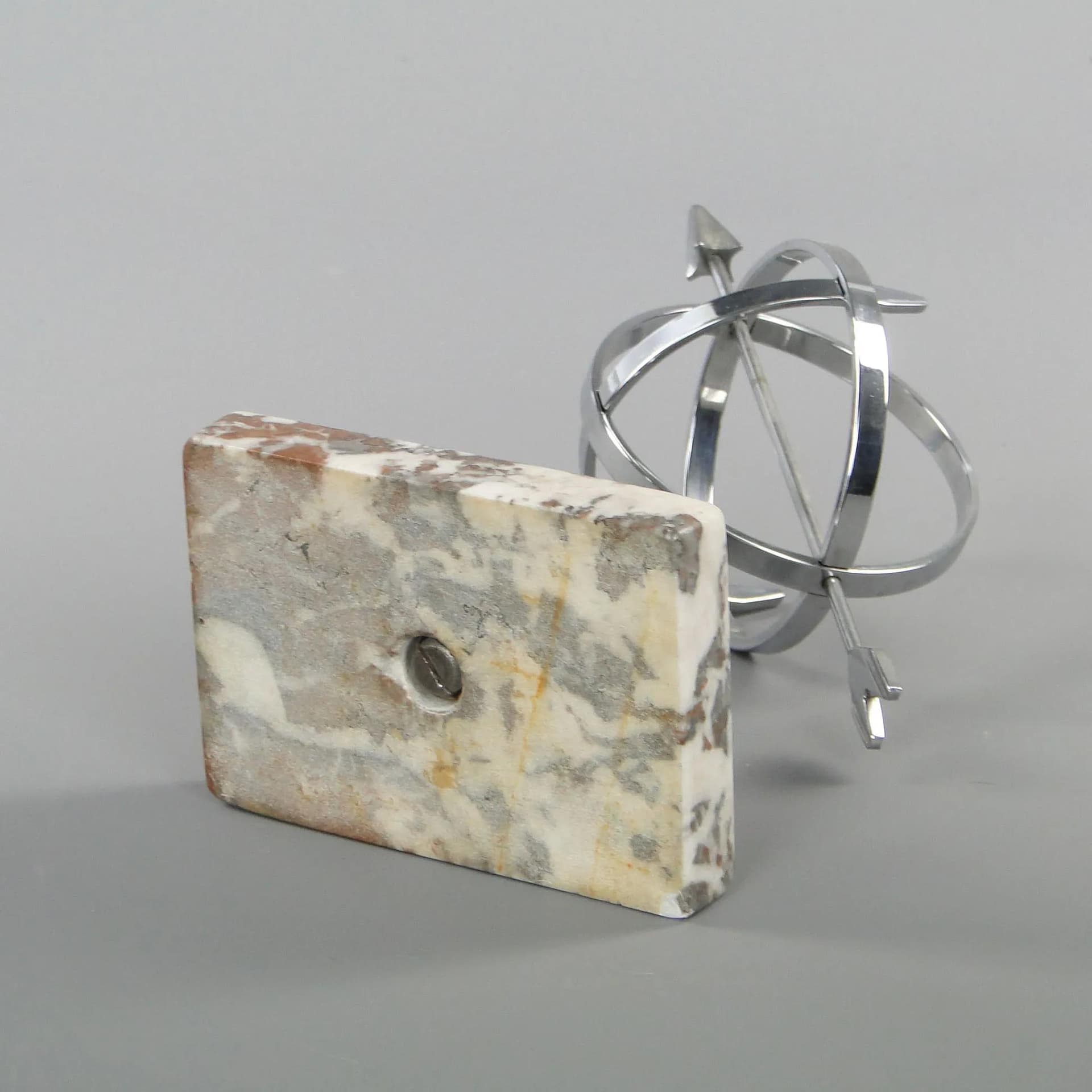 Gabinetowy zegar słoneczny, srebrny, aluminium, marmur, Dania, lata 40. - 40569