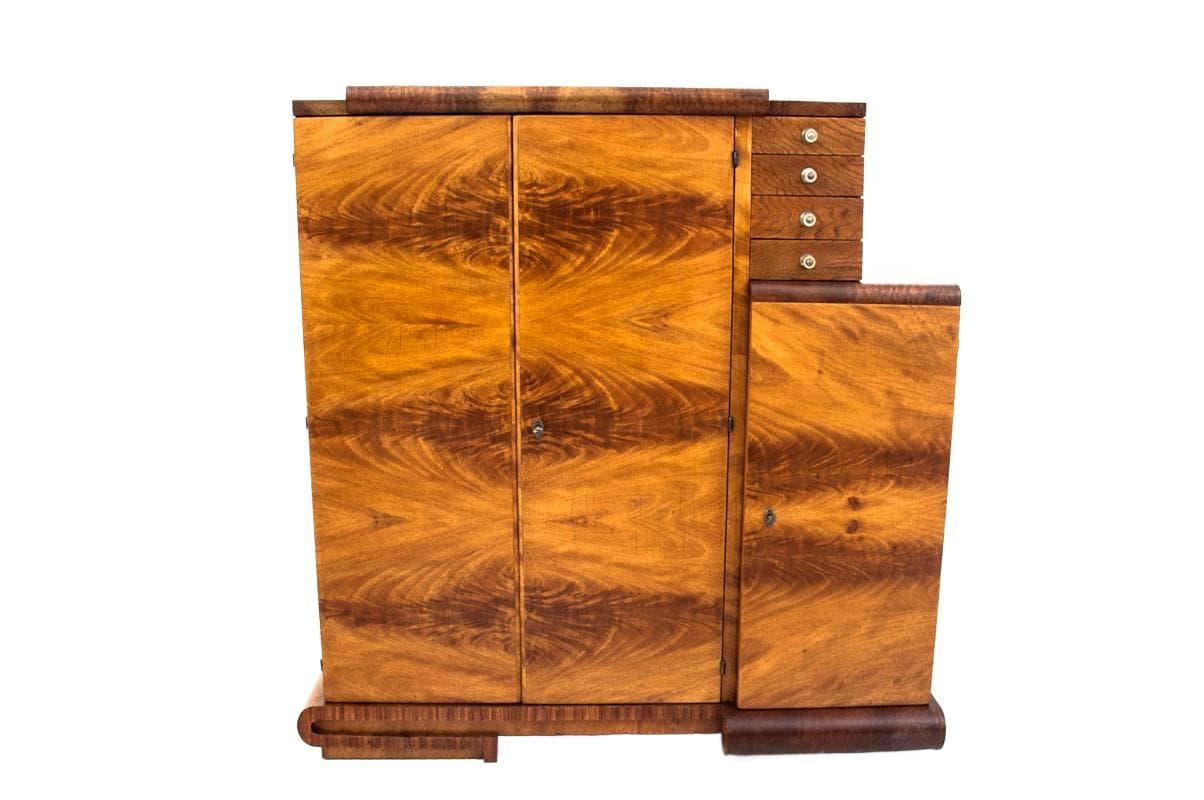 Sideboard-bar Art Deco, golden wood, Poland, 1950s