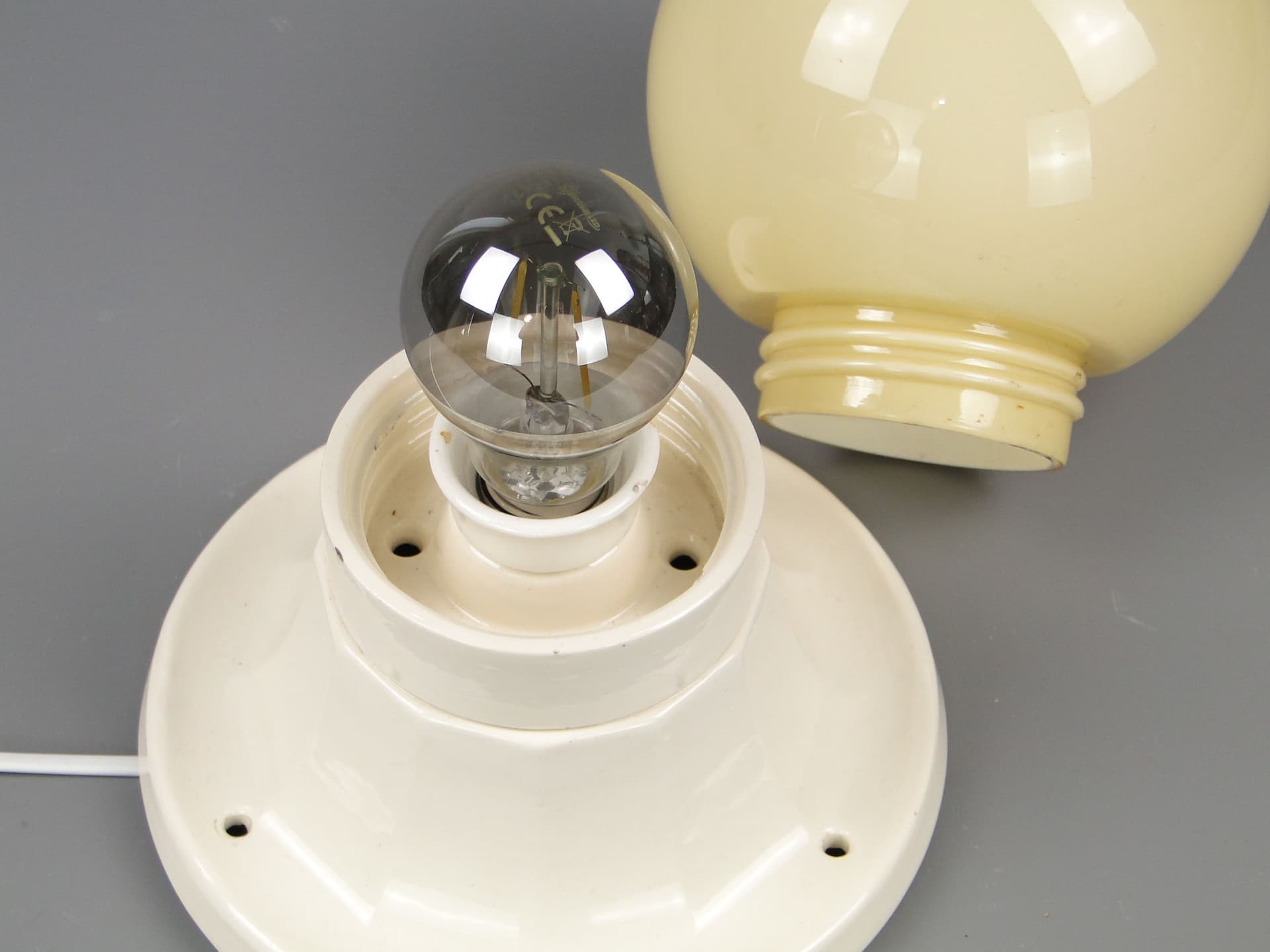 Ceiling light art déco, ivory white, ceramics, Poland, 1920s - 40627