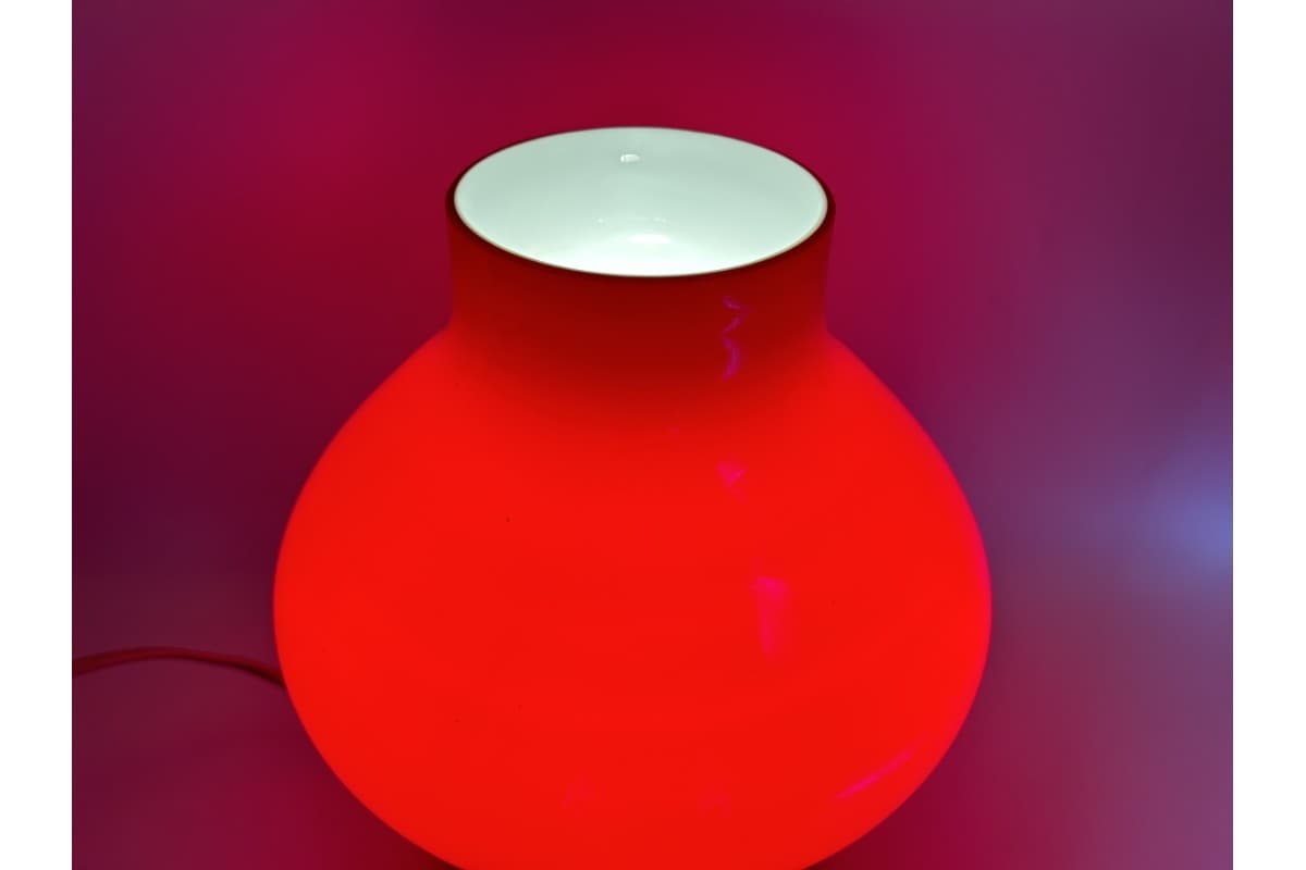 Lampa stołowa, szkło czerwony, proj. S. Tabera, OPP Jihlava, Czechosłowacja, lata 70. - 78244