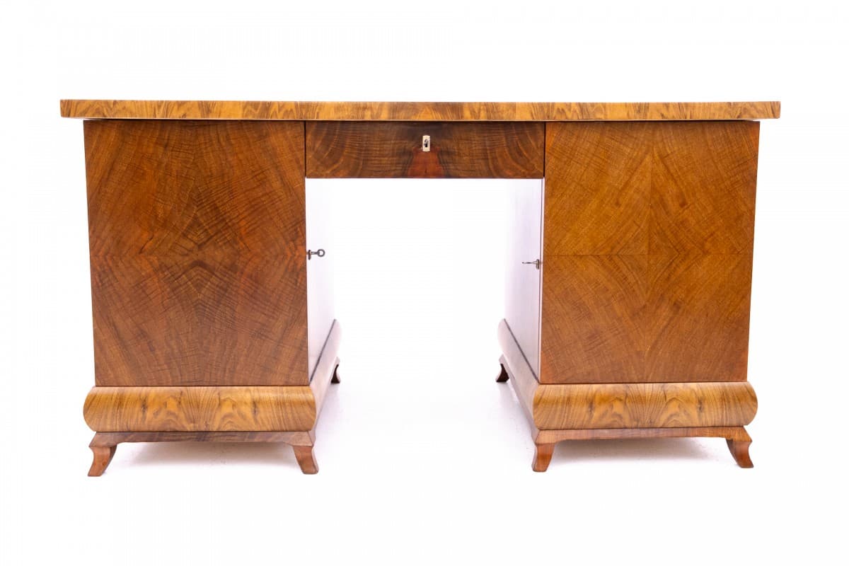 Orzechowe biurko w stylu art deco, Polska, lata 40. - 46906