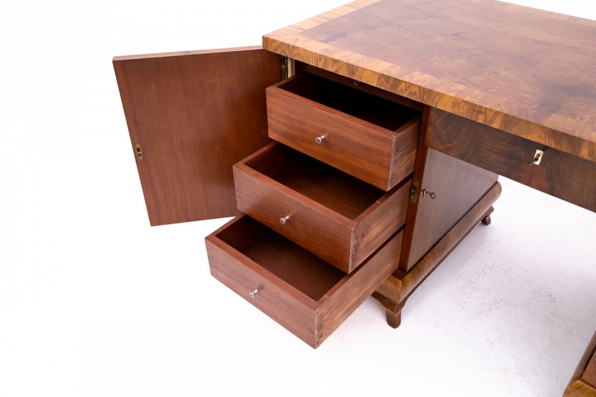 Orzechowe biurko w stylu art deco, Polska, lata 40. - 46910