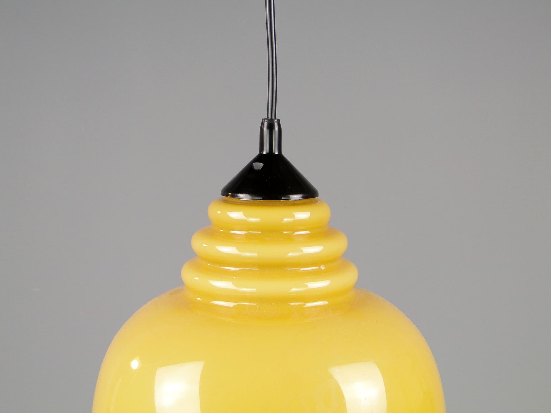 Lampa wisząca, Pop Art, szkło żółty, Zakłady Sprzętu Oświetleniowego Zaos, Polska, lata 60. - 40581