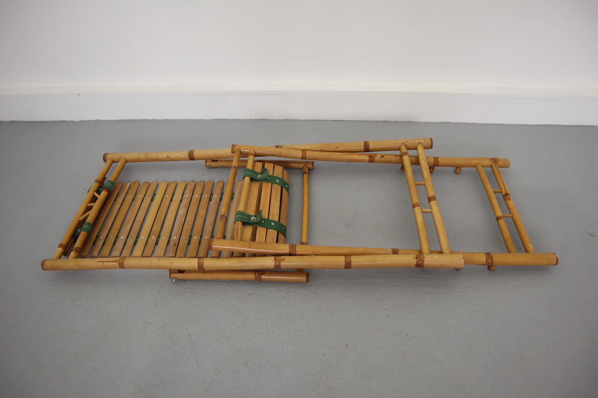 Sun lounger, brown rattan, Poland, 1970s - 39804