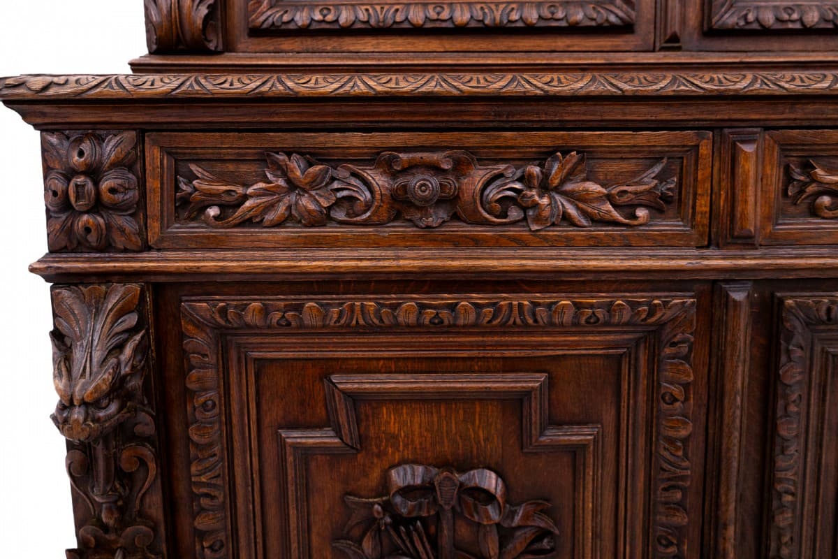 Neo-Renaissance Cabinet, dark brown oak, France, 19th c. - 78138