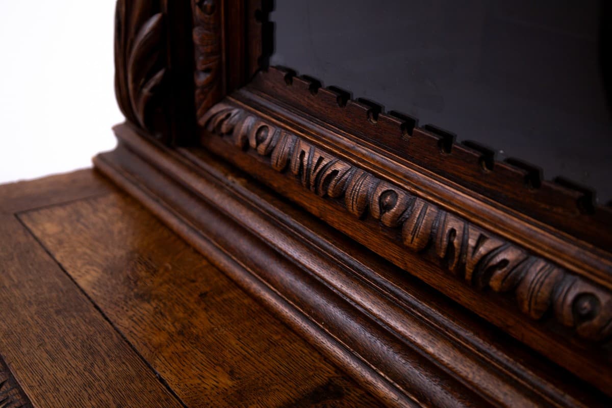 Neo-Renaissance Cabinet, dark brown oak, France, 19th c. - 78134