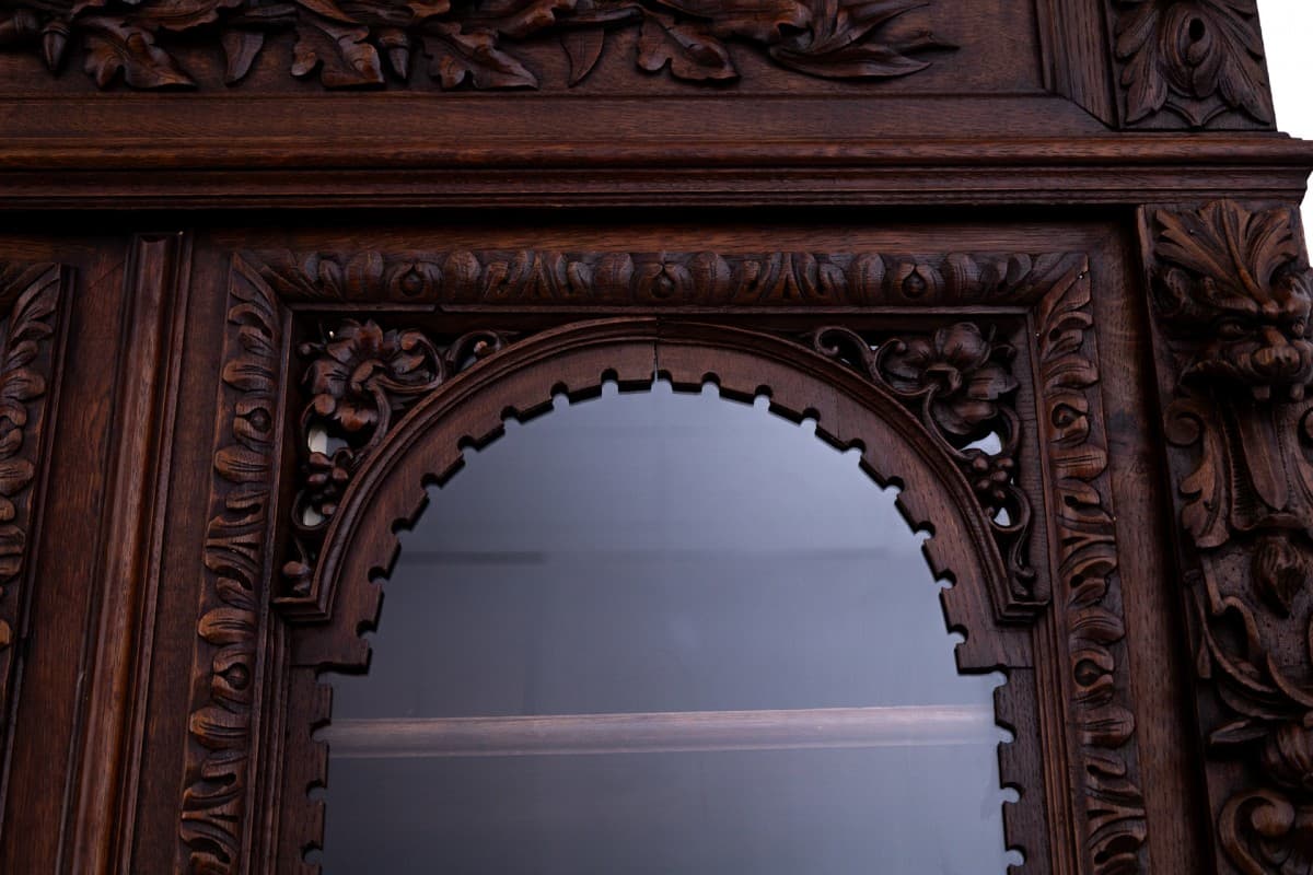 Neo-Renaissance Cabinet, dark brown oak, France, 19th c. - 78135