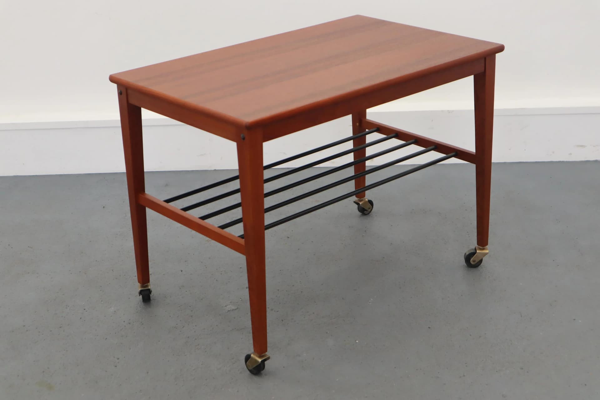 Teak Mobile Side Table, Scandinavian, Poland, 1970s - 39778